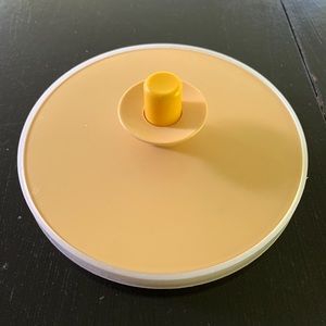 Vtg Tupperware Replacement lid 801-4